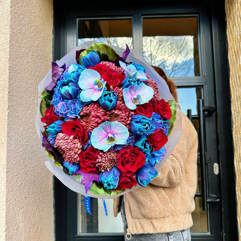 Galaxy Romance Deluxe Red Rose and Galaxy Tulip Bouquet
